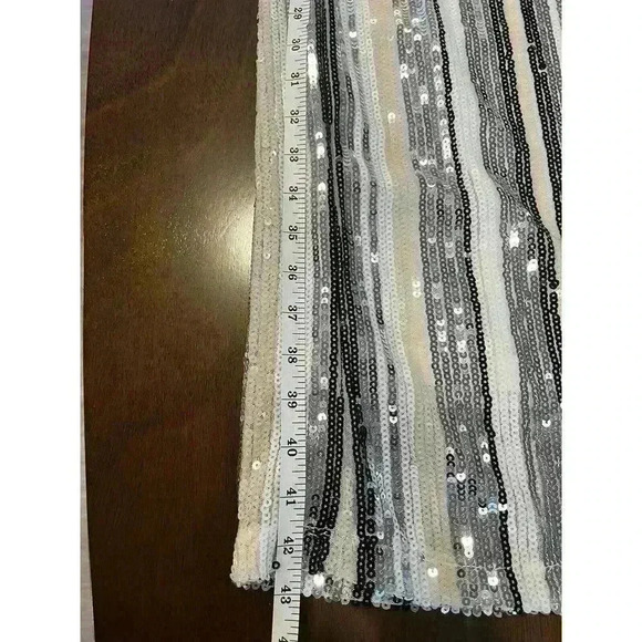 Fashion Nova Hot Stuff Sequin Wide Leg Pants - Silver Size Large (0156) - Picture 9 of 11